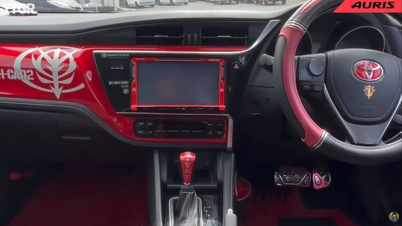 「こ、こいつ…動くぞ！」限定300台の「シャア専用オーリスII」の作り込みがオタク心をえぐりすぎる件