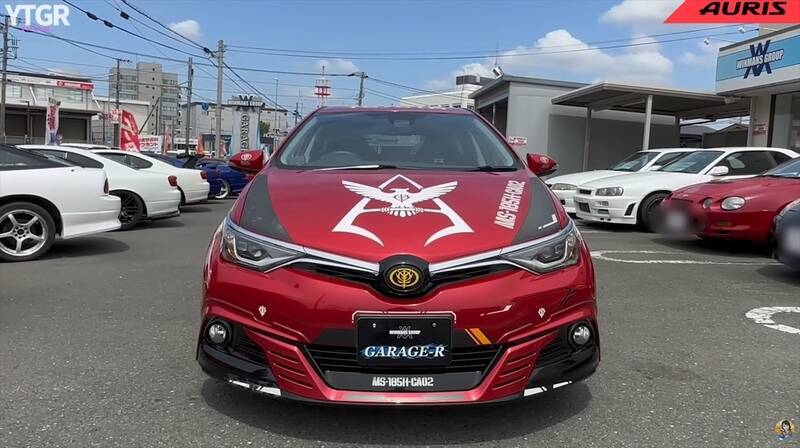 「こ、こいつ…動くぞ！」限定300台の「シャア専用オーリスII」の作り込みがオタク心をえぐりすぎる件