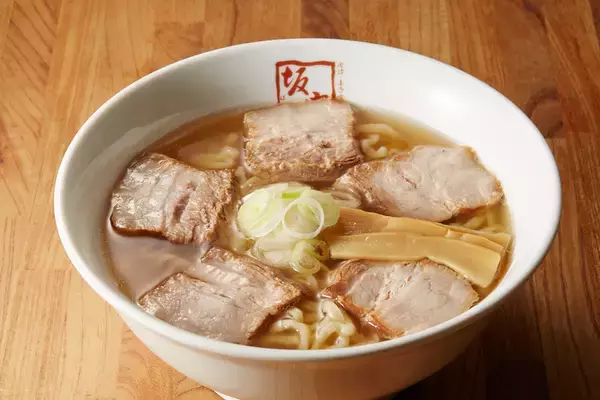 「4日間だけ200円引き！ 坂内「感謝祭」で看板ラーメン690円に」の画像
