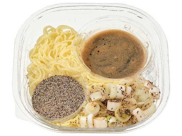 【本日発売】セブンに「冷やし家系」！ 大量にんにくのガツン系