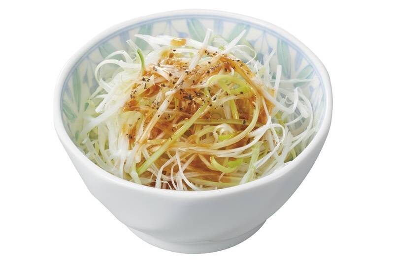 待ってました、すき家「白髪ねぎ牛丼」の季節！ シャキシャキ食感がたまらない～