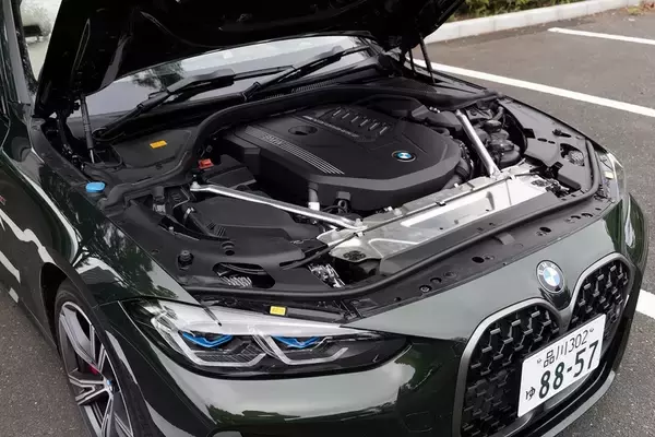 「Z4、M4、M440iの3台から選ぶ今イチオシの直6オープンのBMWは？」の画像