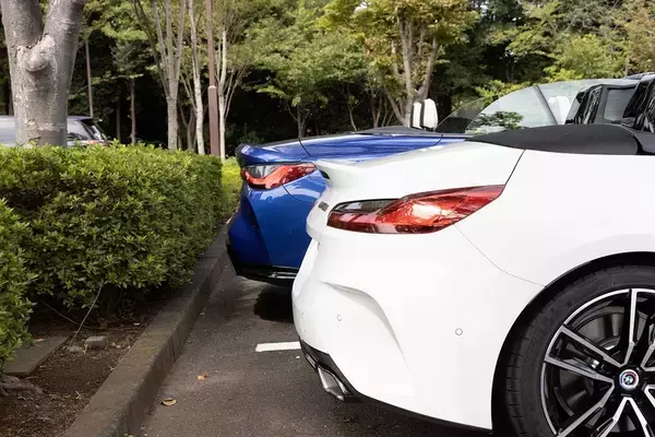 「Z4、M4、M440iの3台から選ぶ今イチオシの直6オープンのBMWは？」の画像