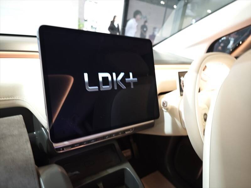 シャープのEVコンセプトカー「LDK+」をジャパンモビリティショーで見てきたので写真で紹介