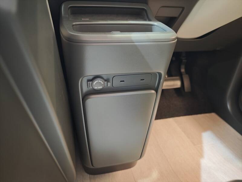 シャープのEVコンセプトカー「LDK+」をジャパンモビリティショーで見てきたので写真で紹介