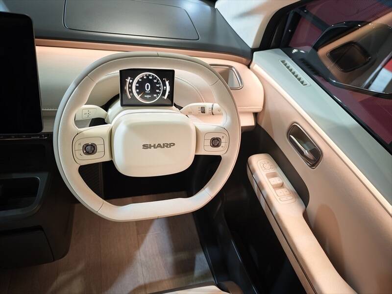 シャープのEVコンセプトカー「LDK+」をジャパンモビリティショーで見てきたので写真で紹介