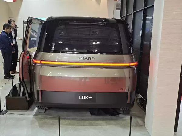 「シャープのEVコンセプトカー「LDK+」をジャパンモビリティショーで見てきたので写真で紹介」の画像