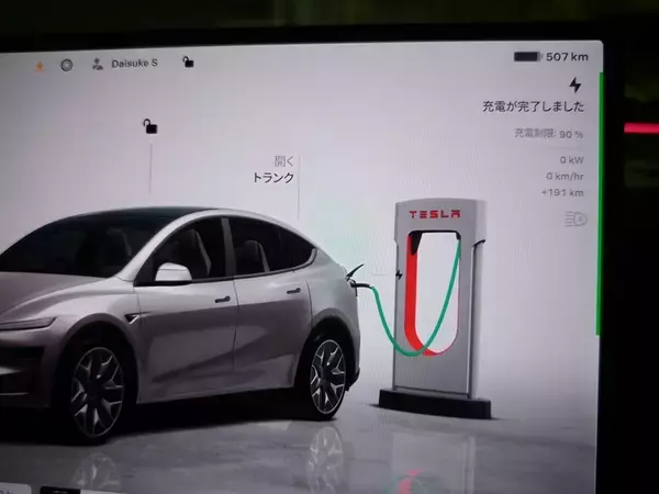 「テスラ「モデルY L」はファミリー向けEVの大本命！ 圧倒的走りと3列目のリアル」の画像