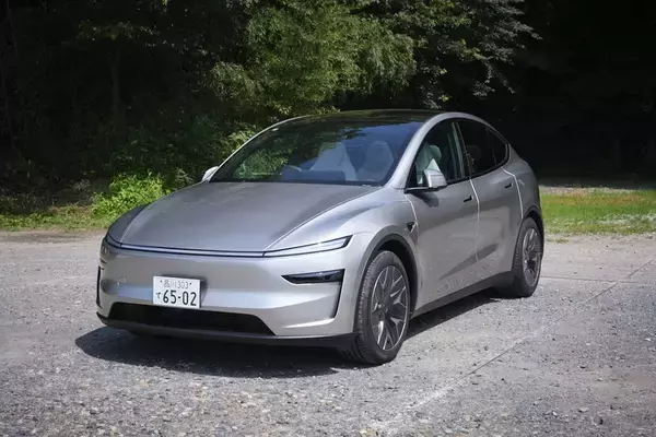 「テスラ「モデルY L」はファミリー向けEVの大本命！ 圧倒的走りと3列目のリアル」の画像