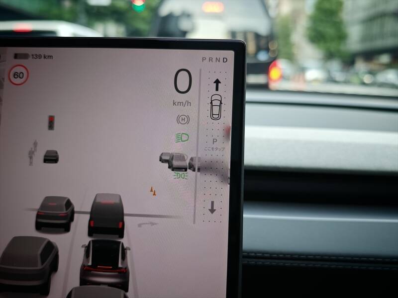 テスラ「モデルY L」はファミリー向けEVの大本命！ 圧倒的走りと3列目のリアル