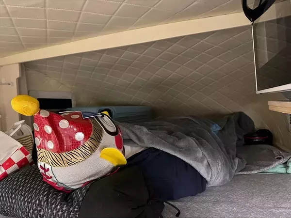 「寒い季節のキャンピングカーにはエンジンかけずに使えるFFヒーターが最強！」の画像