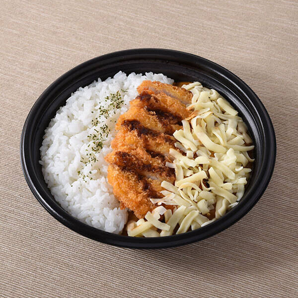 【あと1週間】ファミマの海苔弁、白身フライ1.5倍に！ 値段はそのままな得弁が今だけ