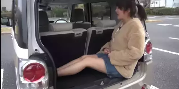 「カワイイだけじゃない！ 人も荷物も載る軽自動車ダイハツ「ムーヴ キャンパス」」の画像