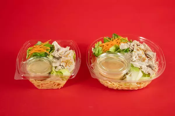 「キター！ファミマ「45％増量」今年も！ファミチキなど13商品が値段そのまでボリュームアップ」の画像