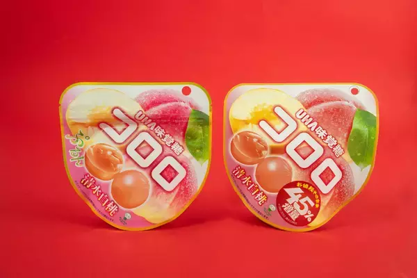 「キター！ファミマ「45％増量」今年も！ファミチキなど13商品が値段そのまでボリュームアップ」の画像