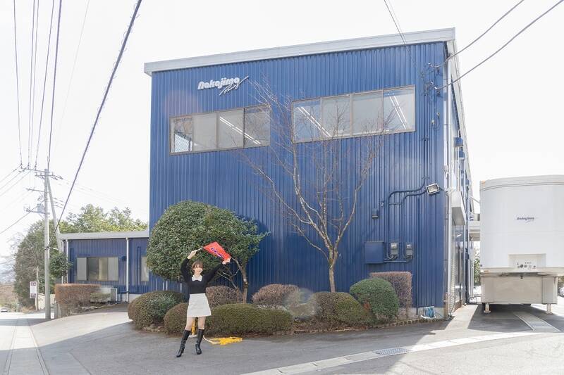 HondaのRQがNSXに乗って中嶋 悟率いるNAKAJIMA RACINGに挨拶にいった