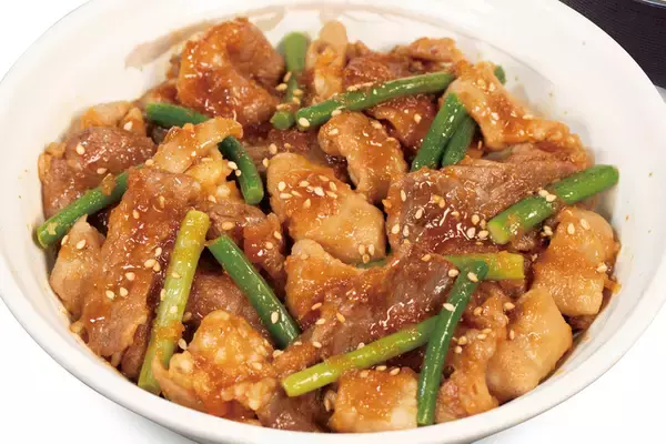 【本日】松屋「牛カルビホルモン丼」発売　うまそー！