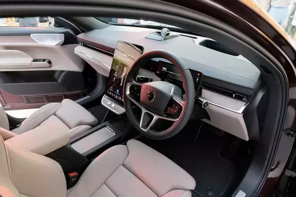 「EVの不安を完全払拭するボルボの最適解。新型「ES90/EX90」は至高の北欧ラウンジだ」の画像