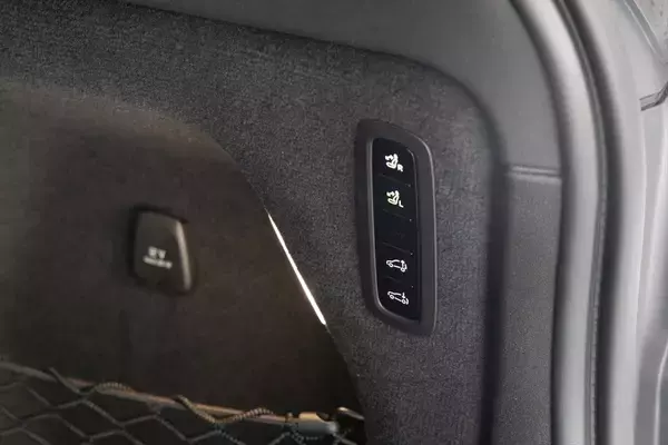 「EVの不安を完全払拭するボルボの最適解。新型「ES90/EX90」は至高の北欧ラウンジだ」の画像