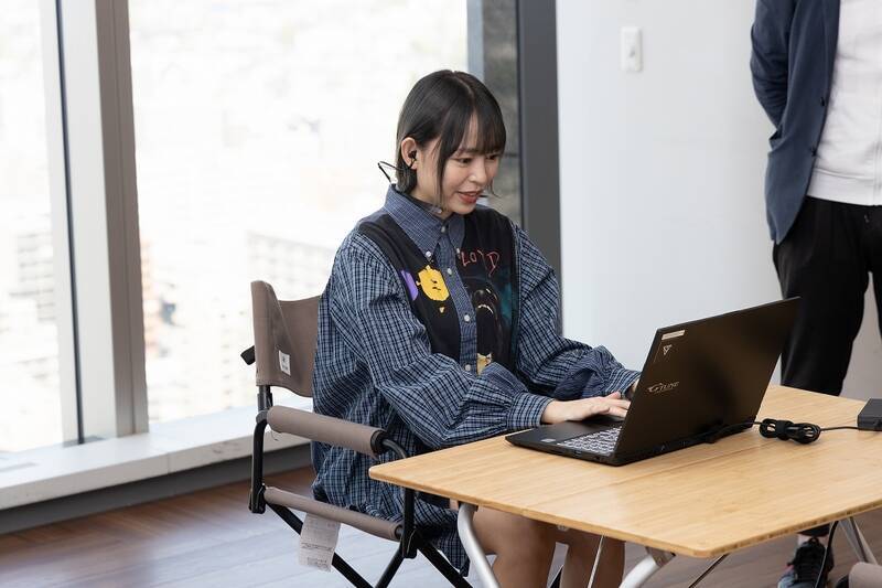 eスポーツプレイヤーがリアルレースで活躍するためのプロジェクトをアイドルが体験！