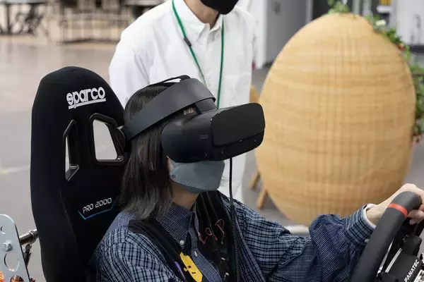 「eスポーツプレイヤーがリアルレースで活躍するためのプロジェクトをアイドルが体験！」の画像