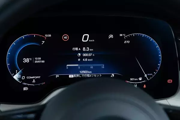 「今しか選べない“熱き”ガソリンSUV！マセラティ「グレカーレ」の真髄を体感する」の画像