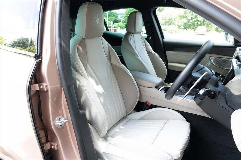 今しか選べない“熱き”ガソリンSUV！マセラティ「グレカーレ」の真髄を体感する