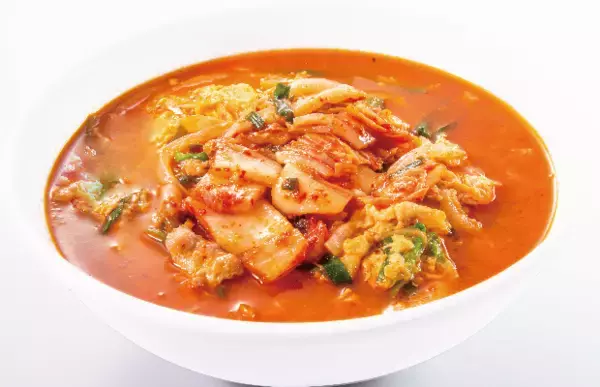 「よしきた！日高屋、冬の定番「チゲ味噌ラーメン」あたたまるんだよね～」の画像