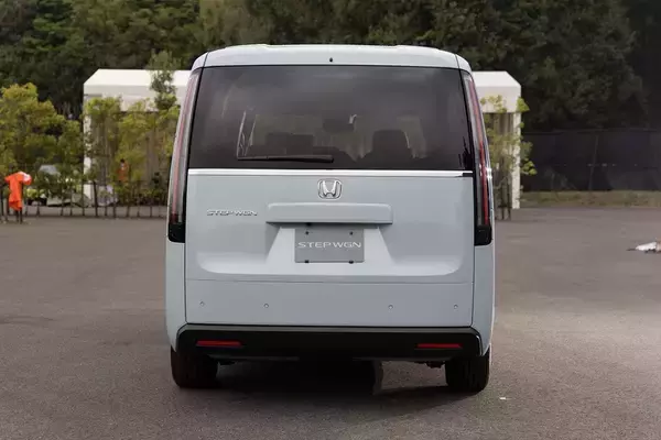 「Honda車史上最大の室内空間を誇る新型STEP WGNは「もはや走る家」だった！」の画像