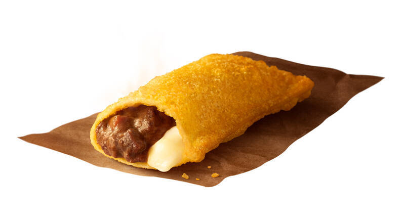 マクドナルド「ビーフシチューパイ」が進化した！ とろ～りチーズ入りってわかってる!!