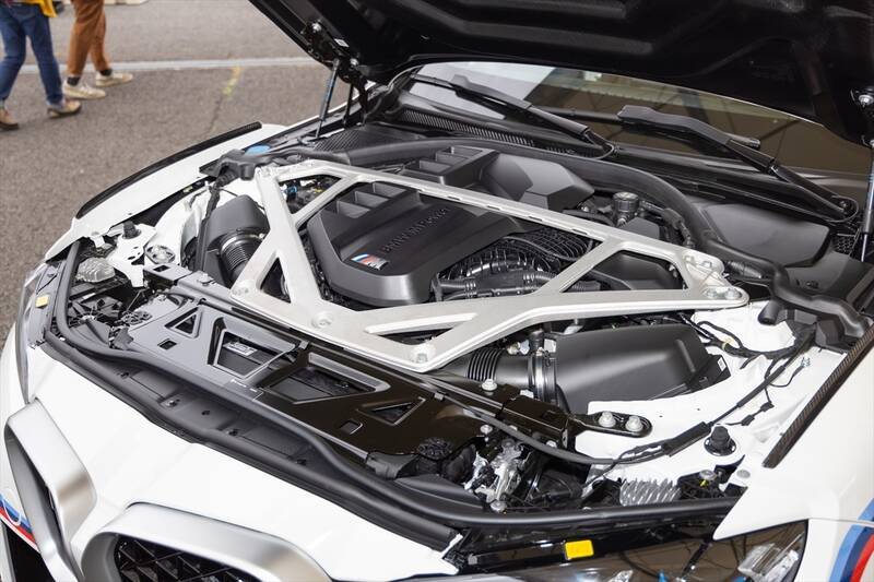 約1億3000万円！ BMWの世界限定50台モデル「3.0 CSL」のオーラがスゴイ！