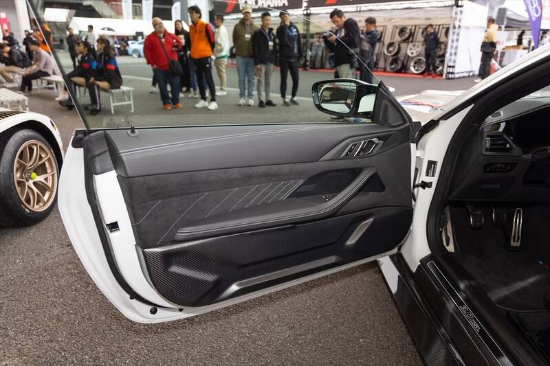 約1億3000万円！ BMWの世界限定50台モデル「3.0 CSL」のオーラがスゴイ！