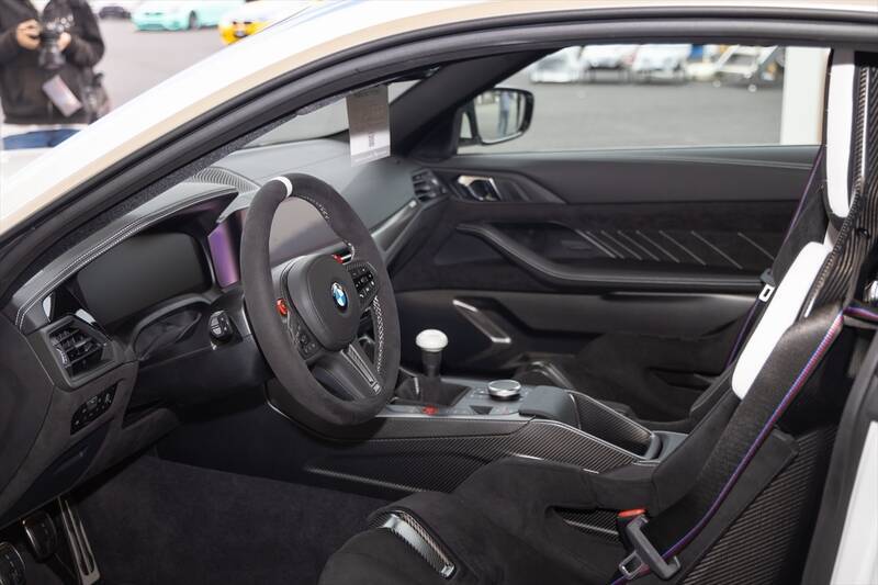 約1億3000万円！ BMWの世界限定50台モデル「3.0 CSL」のオーラがスゴイ！