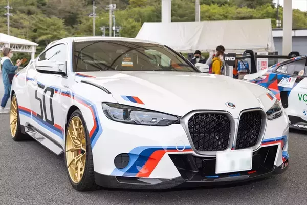 「約1億3000万円！ BMWの世界限定50台モデル「3.0 CSL」のオーラがスゴイ！」の画像