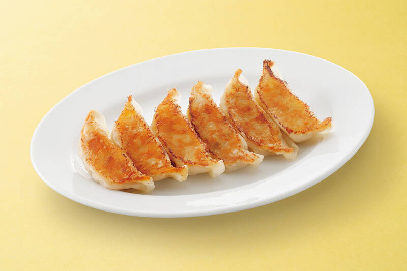 食材は全て国産！リニューアルした餃子を300円以内で楽しめる！