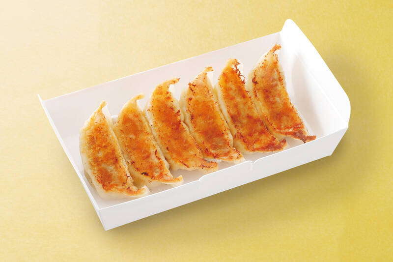 食材は全て国産！リニューアルした餃子を300円以内で楽しめる！