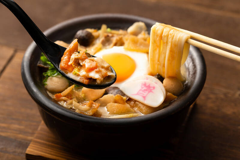 これは反則級！資さんの「豚汁うどん」→「鍋」に 冬に勝ちにきた