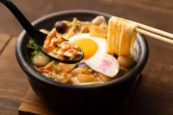 「これは反則級！資さんの「豚汁うどん」→「鍋」に 冬に勝ちにきた」の画像