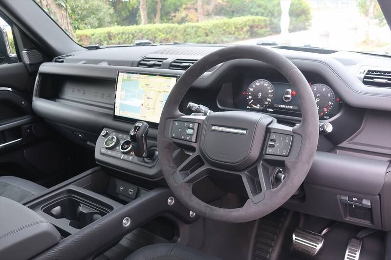 エコもなんのその！ V8エンジンで525馬力のSUV「ディフェンダー」は趣味車として最高の選択肢