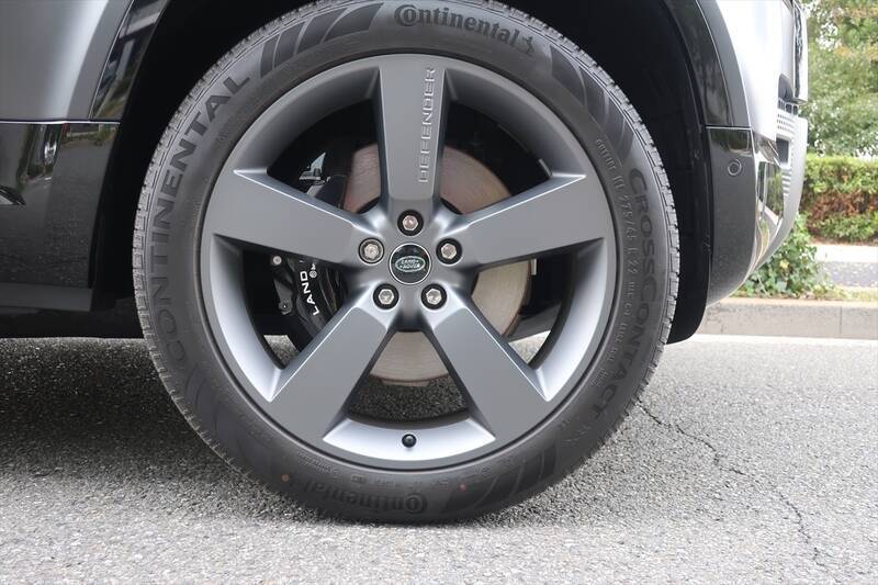 エコもなんのその！ V8エンジンで525馬力のSUV「ディフェンダー」は趣味車として最高の選択肢