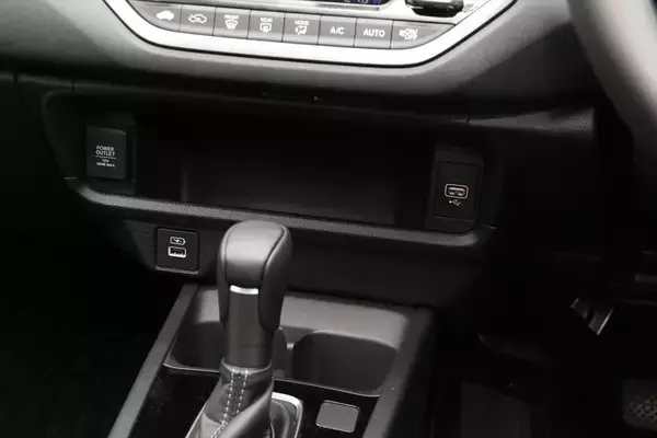 「最近クルマが高いけどホンダのSUV「WR-V」は250万円以下で買えるって知ってた？」の画像