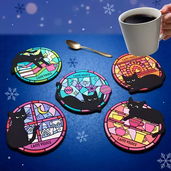 「かわいすぎ注意♡ ベローチェの“ステンドグラス風ねこグッズ”が冬限定でゲットできる」の画像
