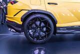 「ランボルギーニもガソリンエンジン車は終焉に！ スーパーSUV「URUS」の新モデルを発表」の画像17