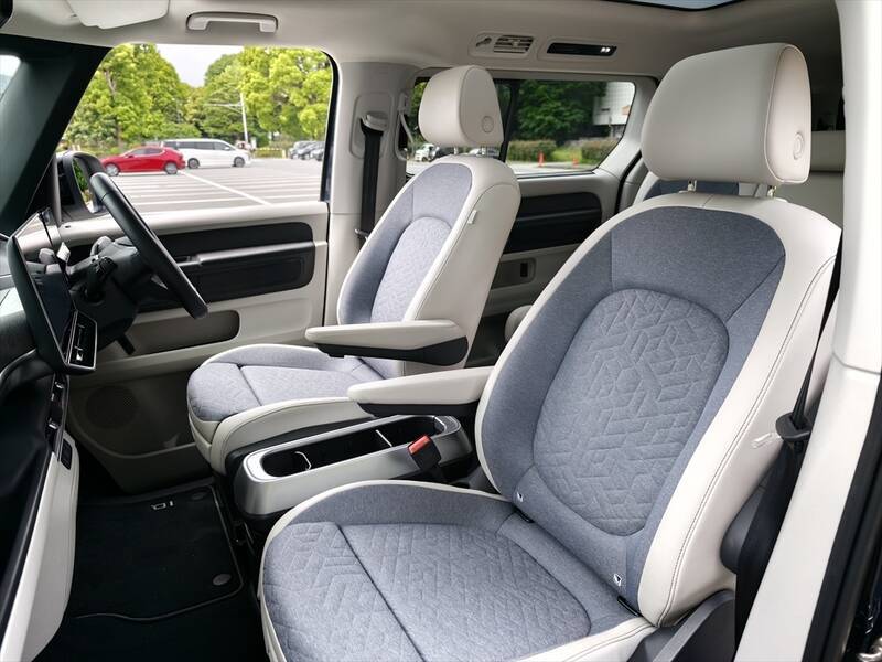 ≒JOYも大絶賛の可愛さ！ 見た目はレトロ、中身は最新EV「ID. Buzz」がミニバンの常識を変える