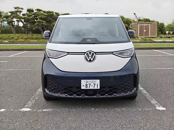 「≒JOYも大絶賛の可愛さ！ 見た目はレトロ、中身は最新EV「ID. Buzz」がミニバンの常識を変える」の画像