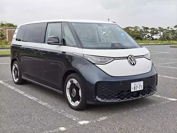 「≒JOYも大絶賛の可愛さ！ 見た目はレトロ、中身は最新EV「ID. Buzz」がミニバンの常識を変える」の画像