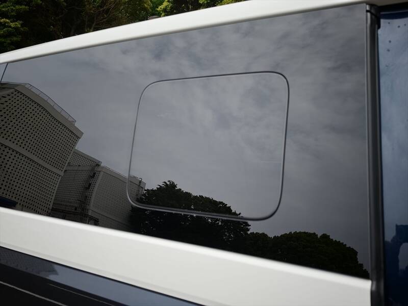 ≒JOYも大絶賛の可愛さ！ 見た目はレトロ、中身は最新EV「ID. Buzz」がミニバンの常識を変える