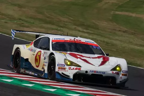 「SUPER GT第5戦鈴鹿で、重いサクセスウェイトに翻弄されたマッハ号冨林」の画像