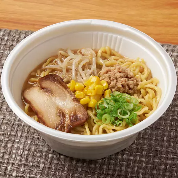 「「頑者」「一風堂」「歴史を刻め」監修！ ファミマ「うまい麺」10月7日から」の画像