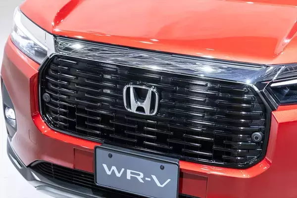 「Hondaの新型コンパクトSUV「WR-V」は驚異の低価格200万円台で来春発売予定！」の画像
